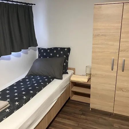 Dio Vendeghaz バラトンフェニヴェシュ