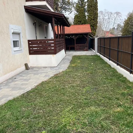 Dio Vendeghaz * Балатонфеньвеш