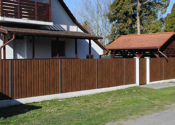 Dio Vendeghaz Διαμέρισμα Balatonfenyves